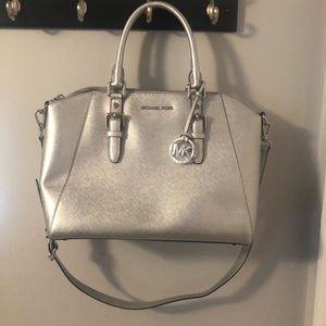 Michael Kors Large Ciara Satchel